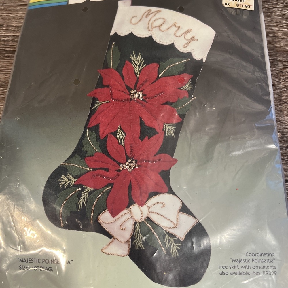 Bucilla MAJESTIC POINSETTIA Jeweled Sequin Stitchery Stocking Kit #82318 New Vtg